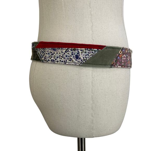 Patchwork Fabric Belt Rustic Bee Embroidery Whimsical - Picture 5 of 11